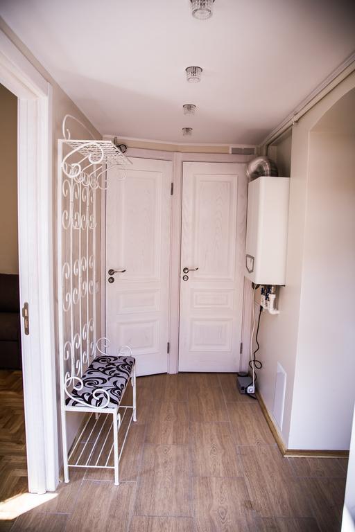 Apartments White House ลวีฟ ห้อง รูปภาพ